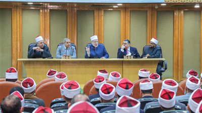 وكيل الأزهر يتابع فعاليات الدورة التدريبية للمرشحين للابتعاث الخارجي