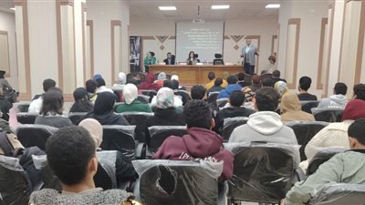 مرصد الأزهر يبرز مخاطر الدرك ويب خلال ندوة بجامعة عين شمس