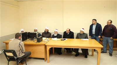 رئيس جامعة الأزهر يتفقد التصفيات النهائية في مسابقة القرآن الكريم التي يتم توثيقها بالصوت والصورة