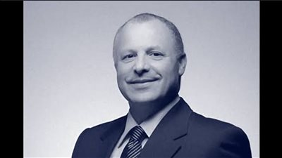 أنت محسوب على الزمالك أونطة..ممدوح عباس يهاجم أبو ريدة لهذا السبب 