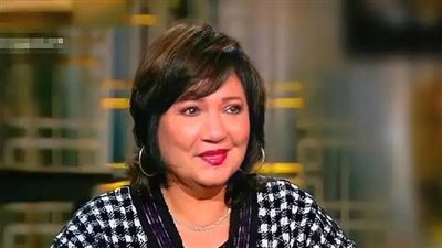 عايدة رياض: طفولة مليئة بالحركة والمغامرة في شوارع مصر الجديدة (فيديو)