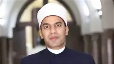 إمام مسجد السيدة زينب: الدعاء سلاح الأقوياء والصيام طريق لتحقيق التقوى(فيديو)