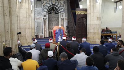 شومان: المسلم العاقل من يستغل أيام الطاعة ليحصل منها بقدر ما يستطيع