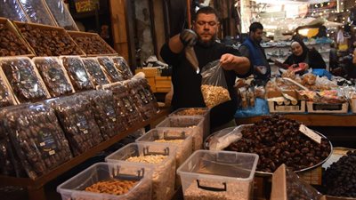رمضان في لبنان .. تقاليد تراثية أصيلة ونكهات لا تُنسى