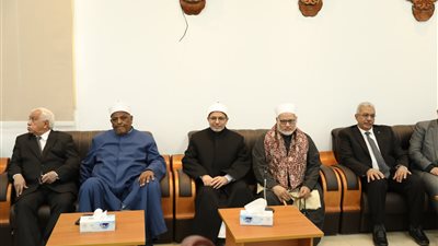 قيادات الأزهر تشارك في عزاء الدكتور محمود توفيق عضو هيئة كبار العلماء