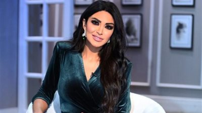 سالي عبد السلام تثير الجدل بتصريحاتها عن الوضوء والصلاة 