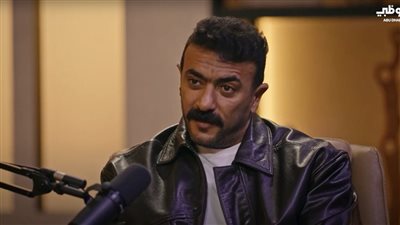 أحمد العوضي: ابن البيئة الشعبية ينقل واقعها في أعماله الفنية