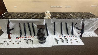 مصرع مجرم وإصابة 2 وضبط 4 اخرين في مواجهه مع الشرطة بالبحيرة 