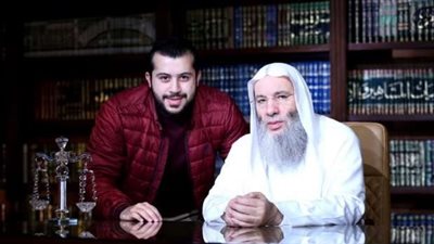 بعد قضية شقيقه.. براءة نجل الداعية محمد حسان في قضية السلاح الناري