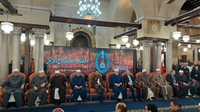 رئيس جامعة الأزهر: الجامع الأزهر يجمع شمل الأمة ويقاوم تفرقها وتشتتها