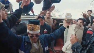 مكنش مصدق.. فرحة رجل كبير في السن بجائزة مدفع رمضان