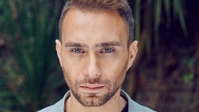 متجربة وبتعمل شغل ..  تعليق ساخر من وائل عبد العزيز على استضافة رامز جلال لحسام حبيب