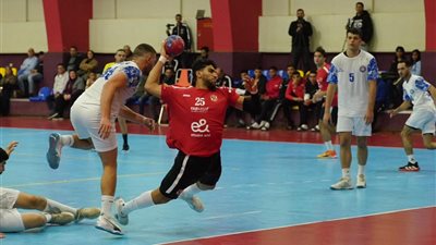 الأهلي يهزم سموحة ويستمر على قمة صدارة دوري محترفي اليد