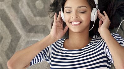 لو مش بتتفرجي على مسلسلات.. اعرفي أهم برامج بودكاست تفيدك في رمضان