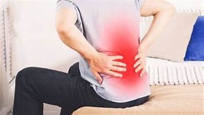 كيفية علاج آلام الظهر بالتمارين والتقنيات الطبيعية