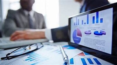 أبحاث السوق.. أهميتها وكيفية إجرائها عبر وسائل الإنترنت المختلفة