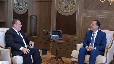 رئيس الوزراء عقب اجتماعه مع محافظ البنك المركزي:  احتياطيات النقد الأجنبي 