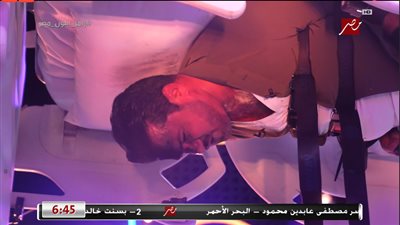 رامز جلال يسخر من ملابس محمد رجب: 