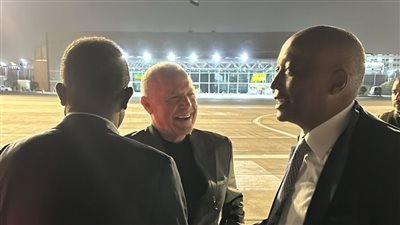 لحضور الجمعية العمومية للكاف.. موتسيبي في القاهرة وأبو ريدة في استقباله