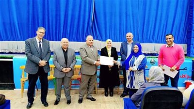 يوم المرأة العالمي .. تعليم الفيوم تكرم أربعون معلمة وإدارية|صور|