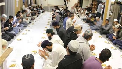 رمضان في النرويج.. تجربة فريدة وسط تحديات الطقس وصمود المسلمين