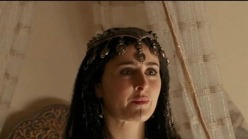 عائشة بن أحمد 