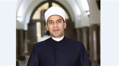 الطرق الصحيحة لإخراج الصدقات في شهر رمضان.. دكتور احمد عصام يجيب 