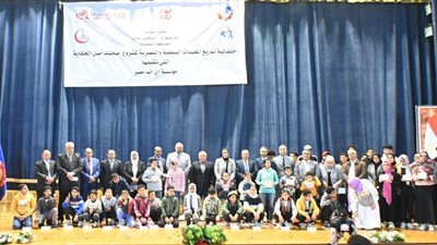 توزيع 440 جهازًا من المعينات السمعية والبصرية لدعم ذوي الهمم بالبحيرة