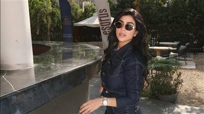 تعليق مثير من أحمد العوضى عن صور كارولين عزمي الجديدة 