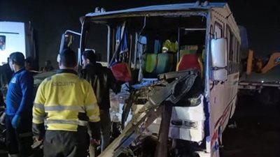 قبل السحور.. مصرع وإصابة 19 شخصا إثر تصادم سيارتين غرب الإسكندرية