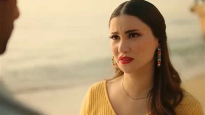 هدى الإتربي تبكي على الهواء: 