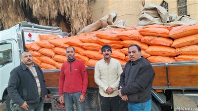 تموين الفيوم يضبط 11 طن سماد زراعى قبل بيعه بالسوق السوداء 