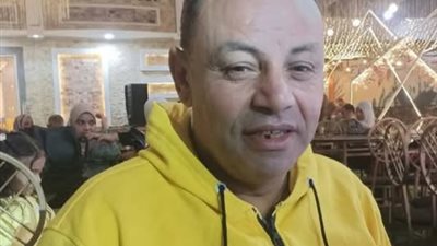 كبير مشجعي غزل المحلة يعيد مبلغًا ماليًا أُرسل إليه بالخطأ.. وصاحب المبلغ يكافئه