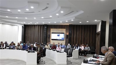 محافظ أسوان يوجه بسرعة الانتهاء من الحالات المخالفة التي تم رصدها عبر منظومة المتغيرات المكانية