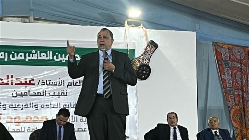 نقيب المحامين