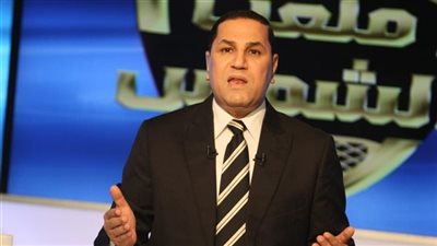 عبد الناصر زيدان: استدعاء حكام أجانب للقمة بطائرة خاصة 