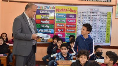 وكيل تعليم بورسعيد يتابع انتظام سير الامتحانات الشهر بعدد من المدارس