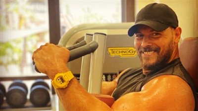 أحمد التهامي يكشف سر صداقته القوية مع شيكابالا وذكرياته مع الخطيب ( فيديو)