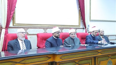 «البحوث الإسلامية» يعقد بكلية اللغة العربية «الوعي الفكري والشباب – تحديات وآمال»