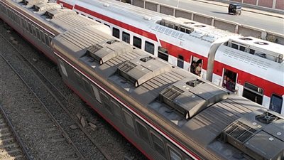 حركة القطارات تعود إلى طبيعتها رغم حادث خروج عربات عن القضبان بالغربية