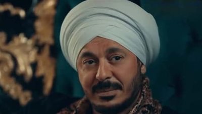 حكيم باشا الحلقة 12.. مصطفى شعبان يخبر عمه نيته للابتعاد عن تجارة الآثار