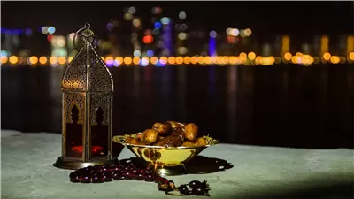 أستاذ طب نفسي يوضح تأثير رمضان على إعادة التوازن الروحي (فيديو)