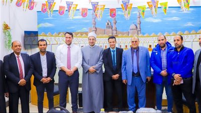 إفطار جماعي لطلاب معهد الأزهر لتعليم اللغة العربية للناطقين 