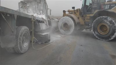 إنقلاب سيارة محملة بالأخشاب أمام قرية سبك الضحاك  بمحافظة المنوفية 