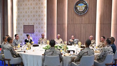 محلل سياسي يكشف رؤية الرئيس السيسي في تعزيز الوعي والاستقرار (فيديو)