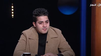 مصطفى عنبة يفتح النار على شاكوش.. وينهار باكيا لهذا السبب| فيديو