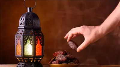 ما حكم من دخل عليه رمضان وعليه أيام لم يقضها؟.. الأزهر ودار الإفتاء يوضحان 