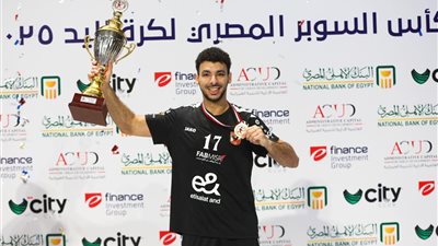 أحمد خيري: السوبر المصري لليد هديتنا لجماهير الأهلي