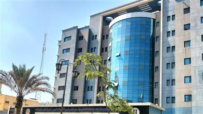 سقوط أسانسير داخل مستشفى الطبيب الشهير أحمد عكاشة ووقوع إصابات