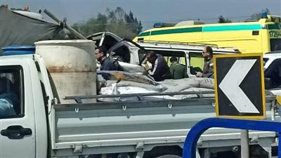 إصابات عديدة في حادث تصادم ميكروباص بطريق المحلة - طنطا وتعطل الحركة المرورية